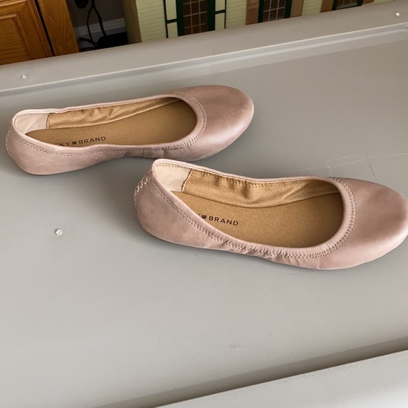 Lucky Brand Emmie Flats - Picture 3 of 3